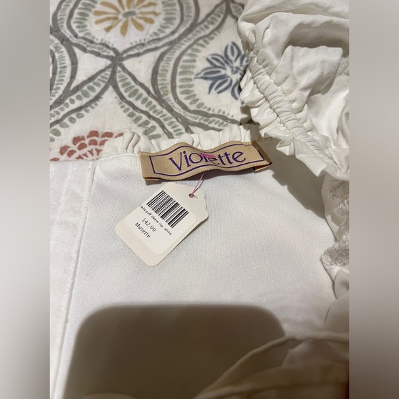 White Corset style top - Picture 2 of 4